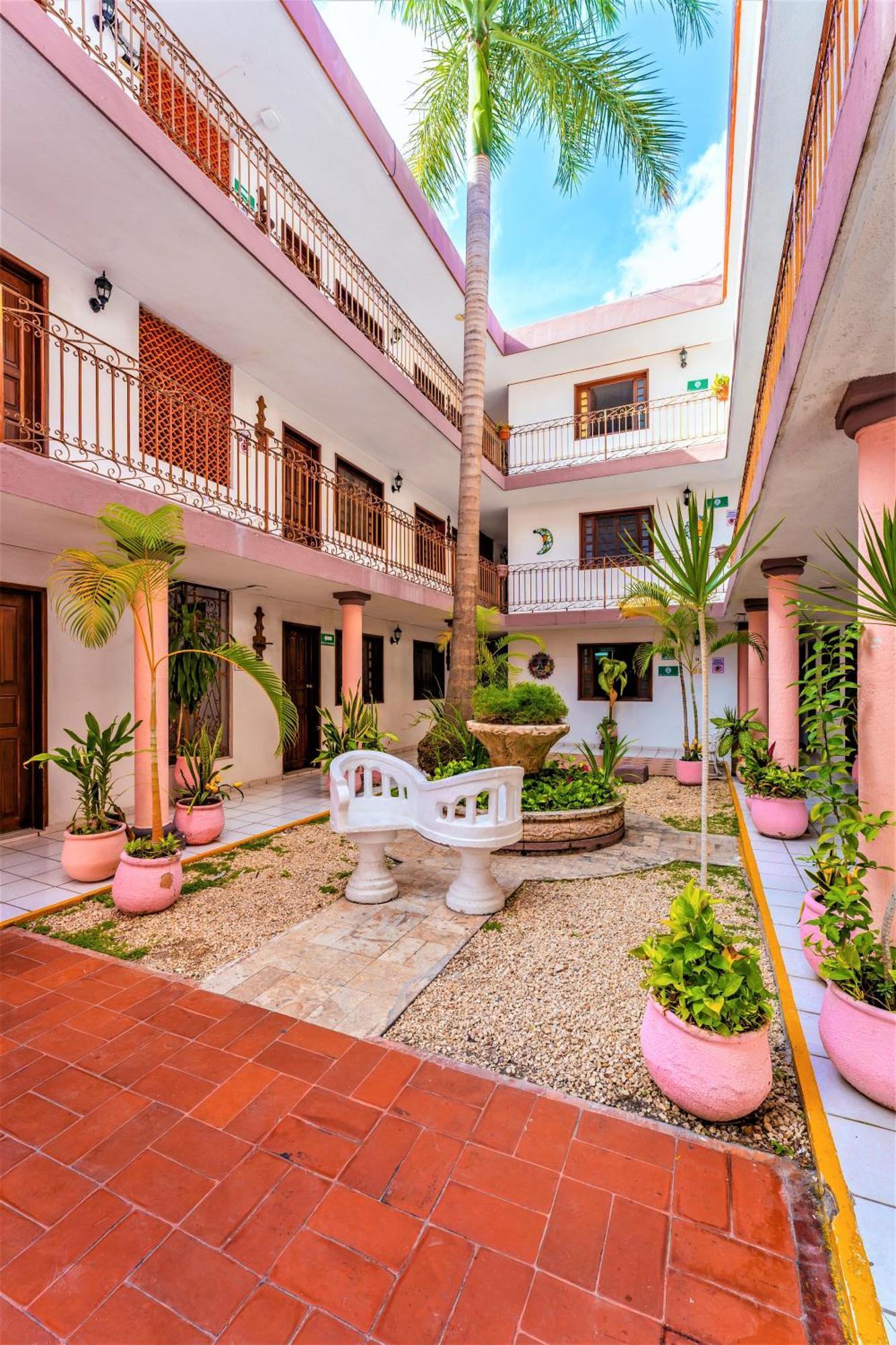 Hotel Santa Lucia Merida Exterior photo