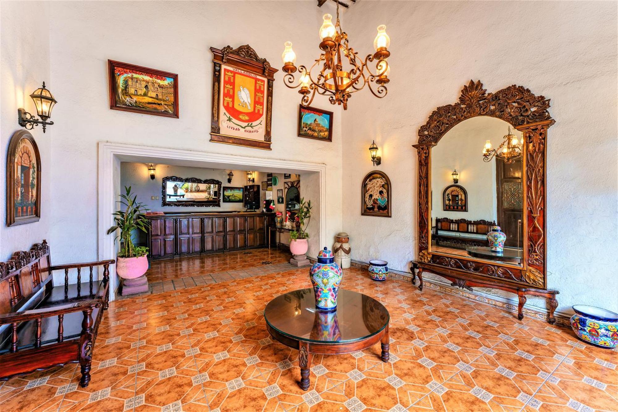 Hotel Santa Lucia Merida Exterior photo