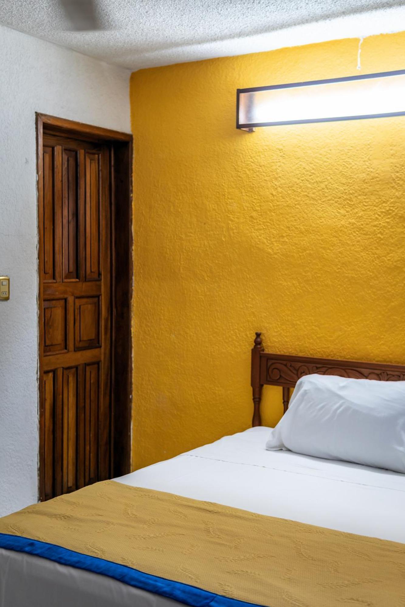 Hotel Santa Lucia Merida Exterior photo